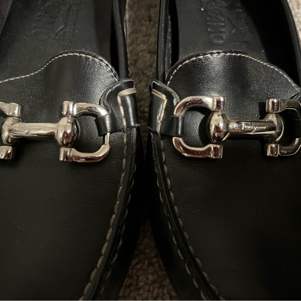 Salvatore Ferragamo Black Leather Women’s Loafers with Silver Accents